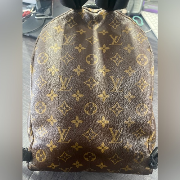 Louis Vuitton Reverse Monogram Palm Springs Backpack MM - Picture 7 of 15